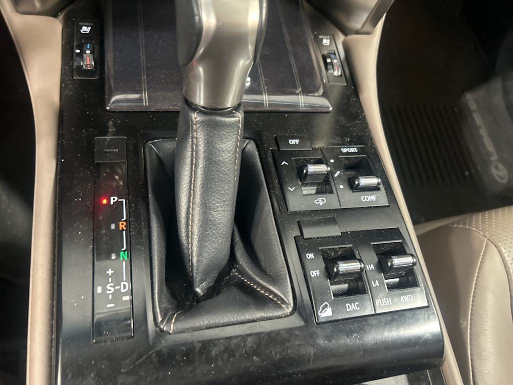 Thumbnail: 2020 Lexus GX - 12