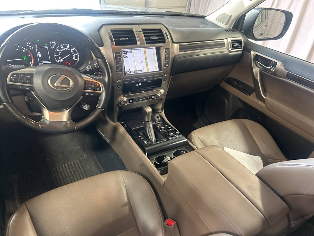 Thumbnail: 2020 Lexus GX - 2