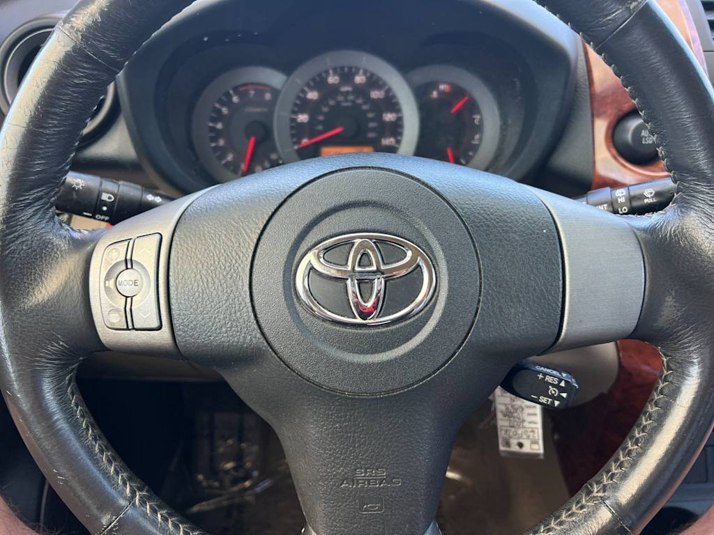 Thumbnail: 2007 Toyota RAV4 - 26
