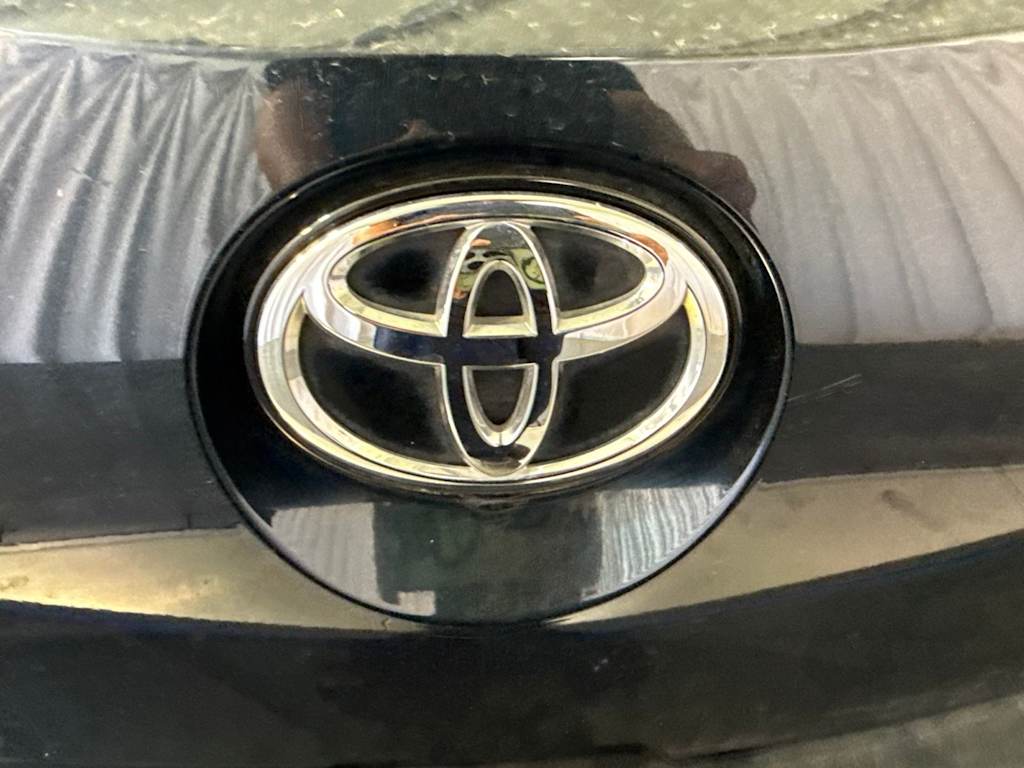 Thumbnail: 2021 Toyota Corolla - 21