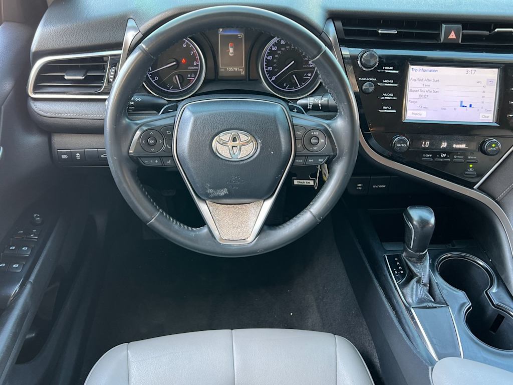 2018 Toyota Camry SE 13