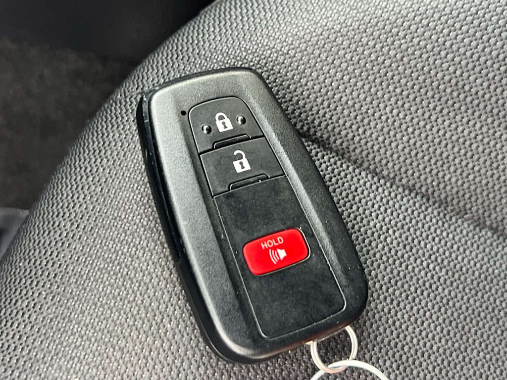 Thumbnail: 2019 Toyota Corolla - 18