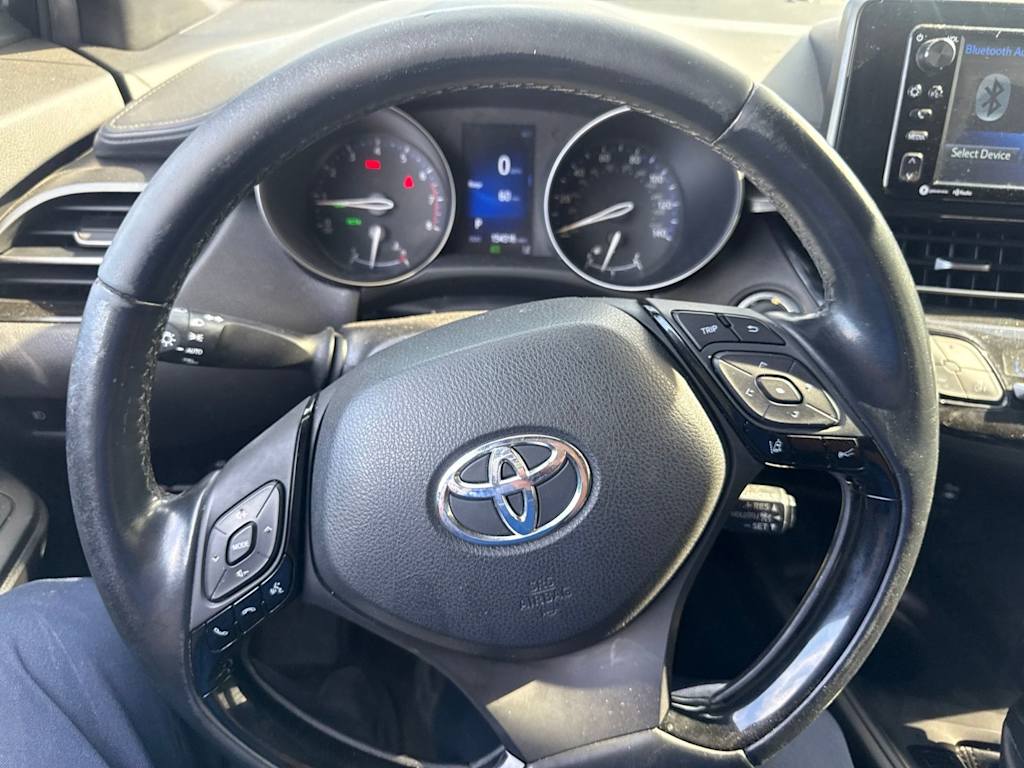 Thumbnail: 2018 Toyota C-HR - 2