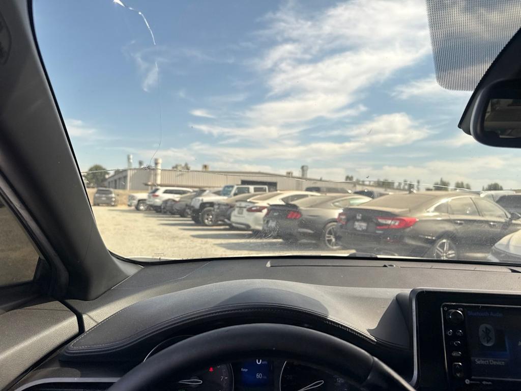 Thumbnail: 2018 Toyota C-HR - 24
