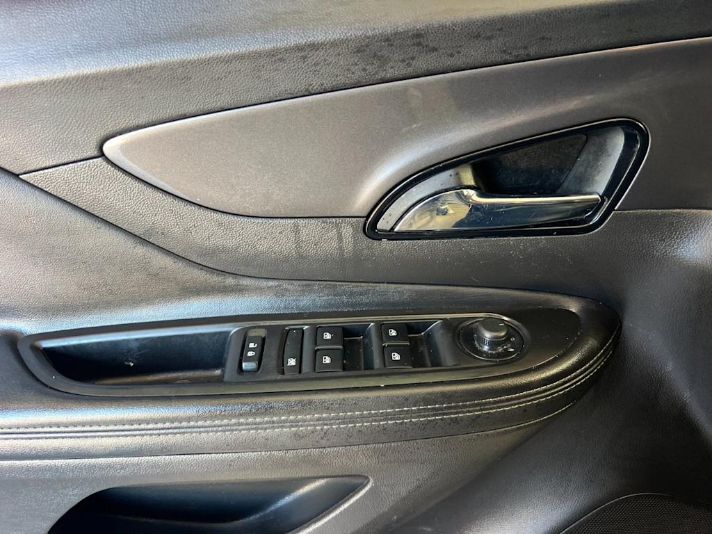 Thumbnail: 2019 Buick Encore - 22