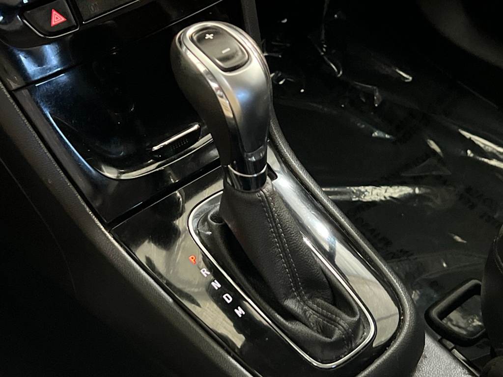 Thumbnail: 2019 Buick Encore - 15