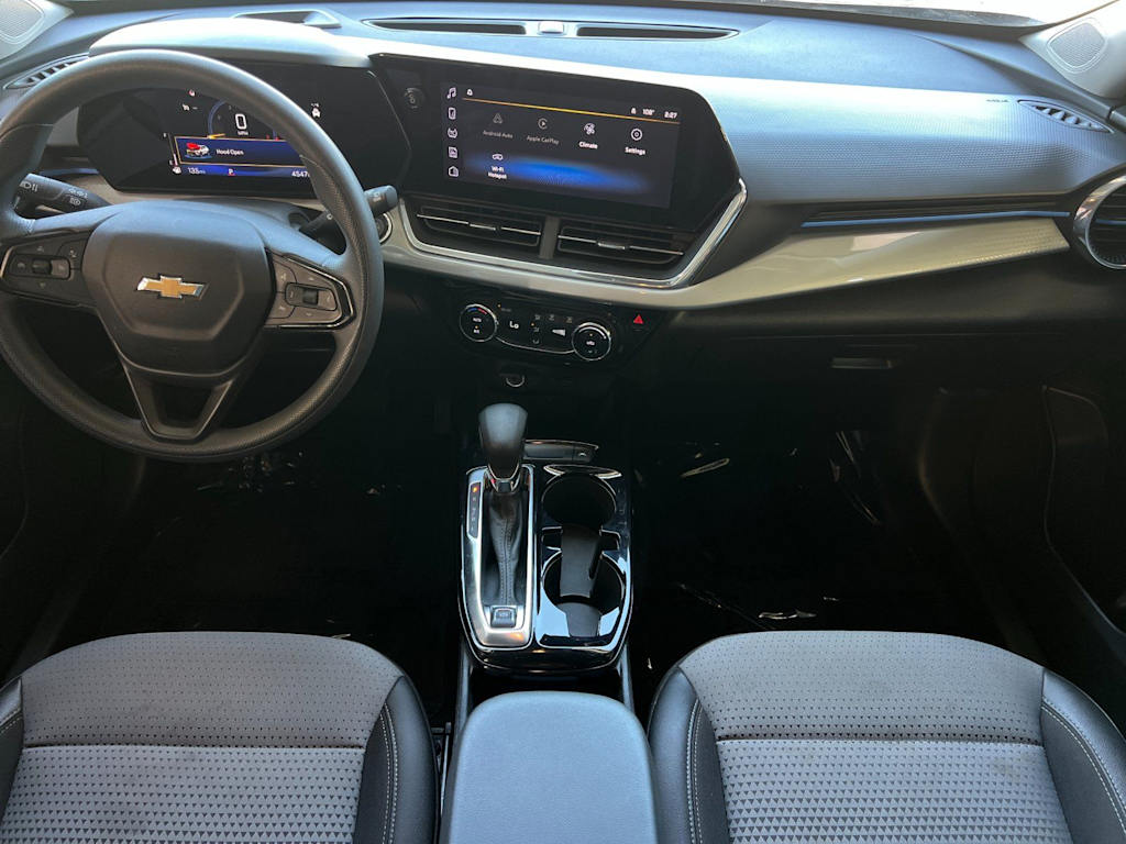 Thumbnail: 2025 Chevrolet Trax - 2