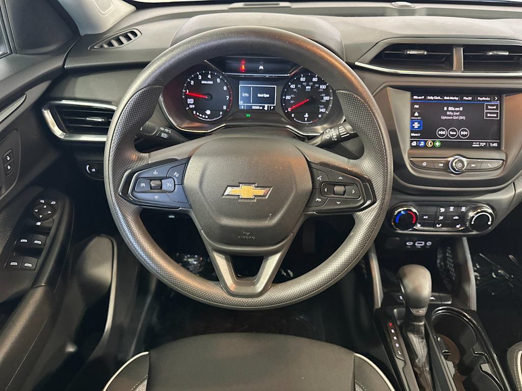 Thumbnail: 2023 Chevrolet TrailBlazer - 12