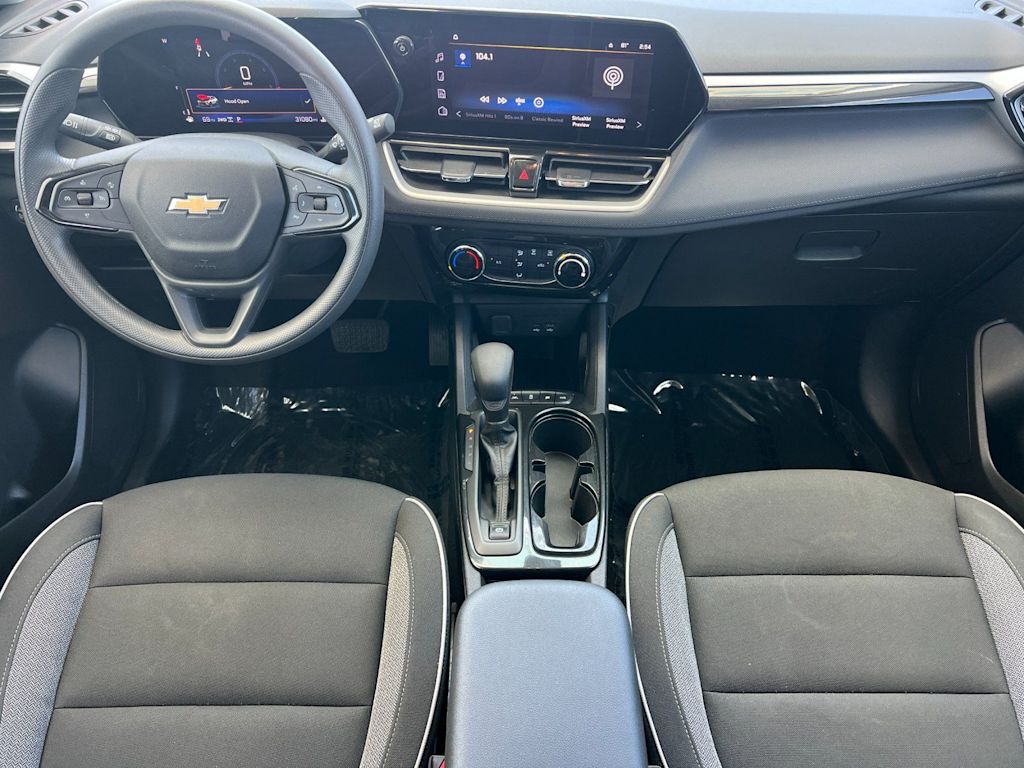 Thumbnail: 2025 Chevrolet TrailBlazer - 2