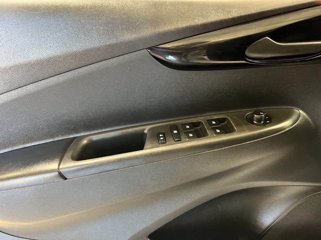 Thumbnail: 2021 Chevrolet Spark - 22