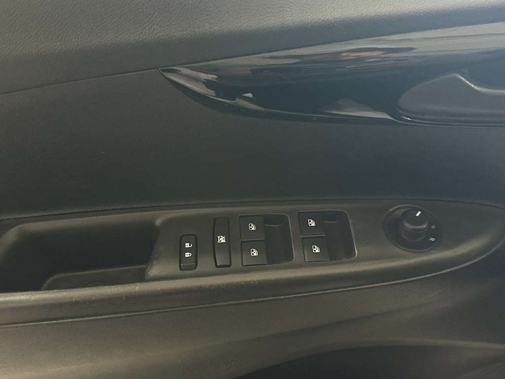 Thumbnail: 2021 Chevrolet Spark - 22