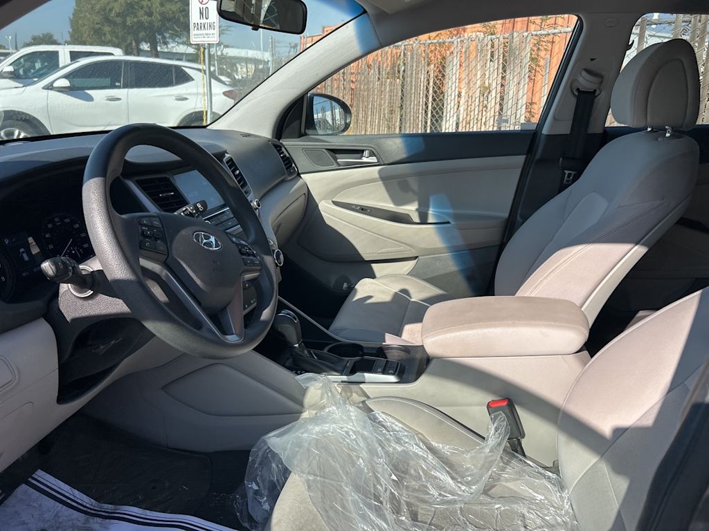 Thumbnail: 2018 Hyundai Tucson - 8