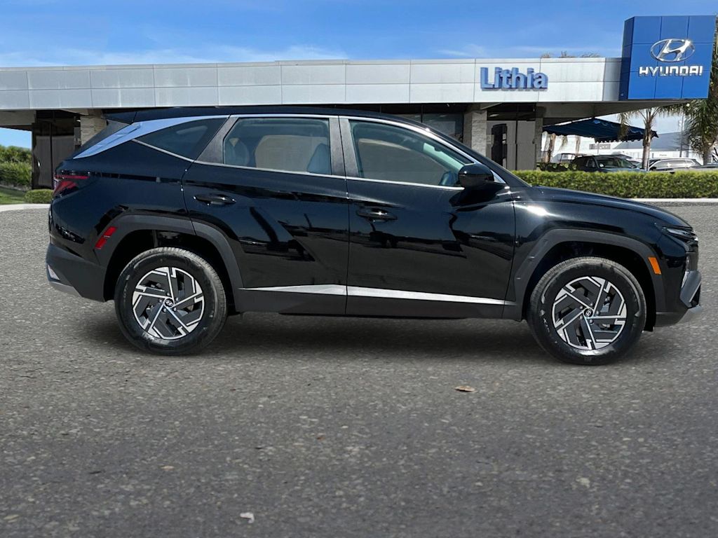 Thumbnail: 2026 Hyundai Tucson - 17