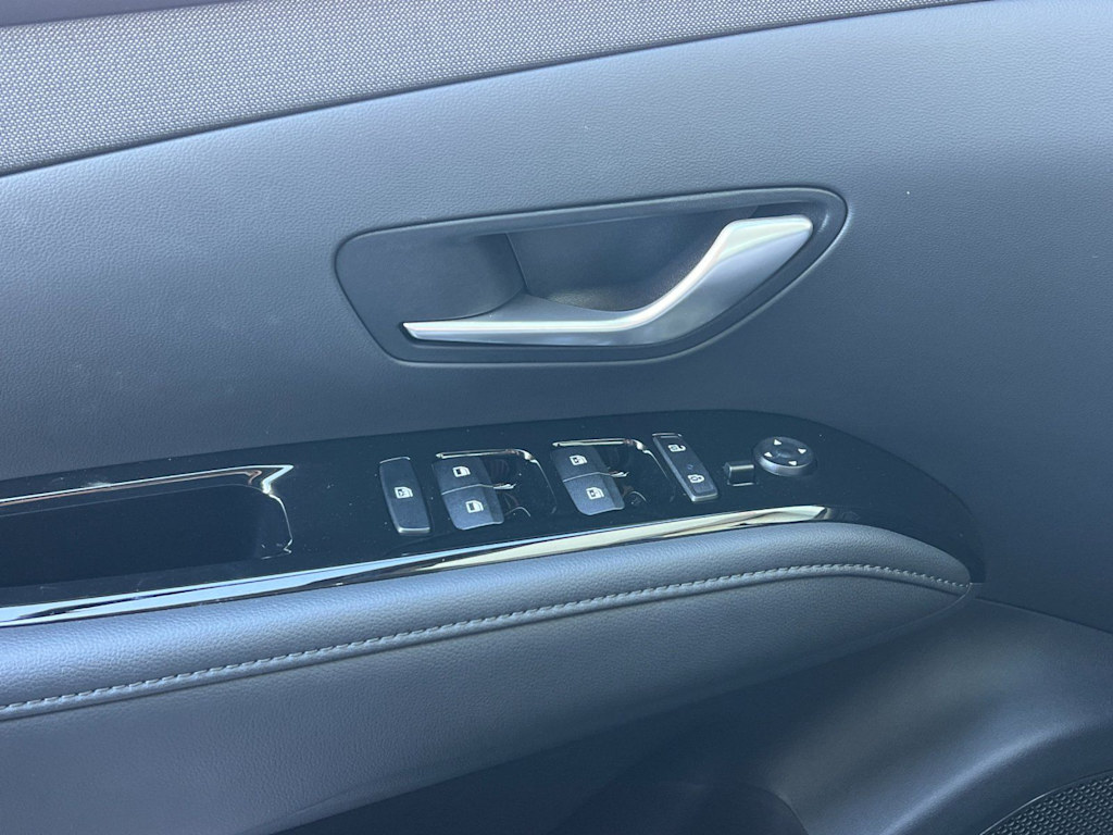 Thumbnail: 2024 Hyundai Tucson - 22