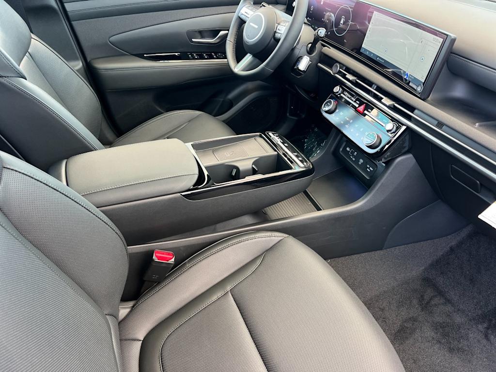 Thumbnail: 2025 Hyundai Tucson - 10