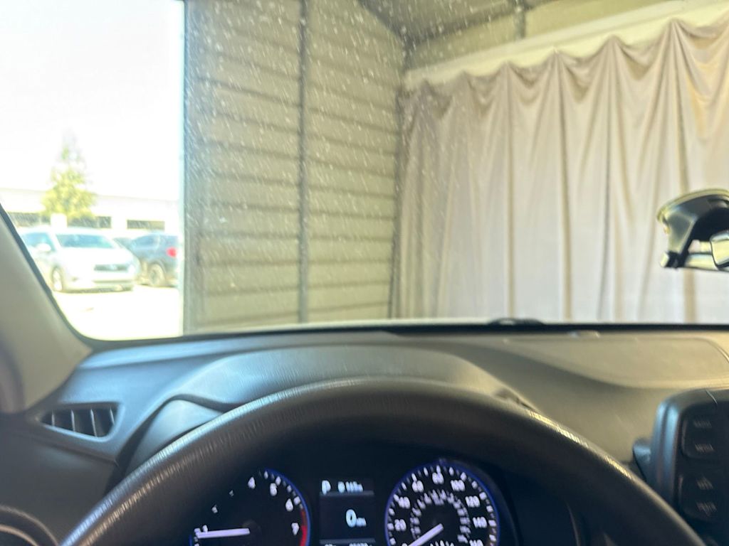 Thumbnail: 2020 Hyundai Kona - 25