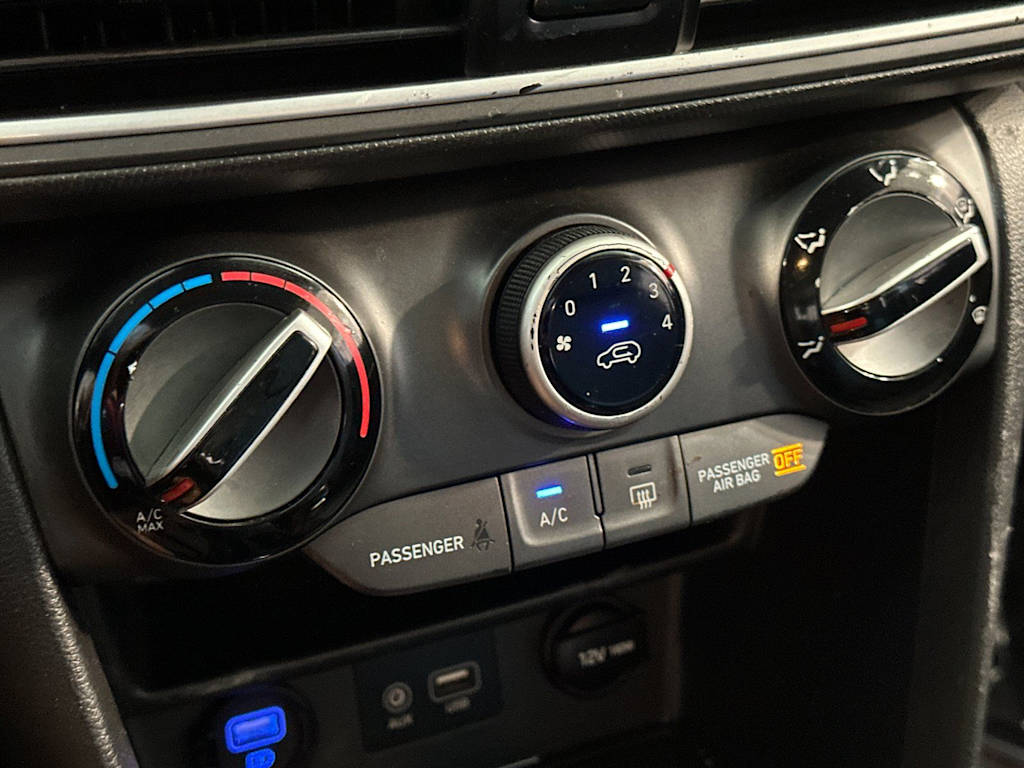 Thumbnail: 2020 Hyundai Kona - 26