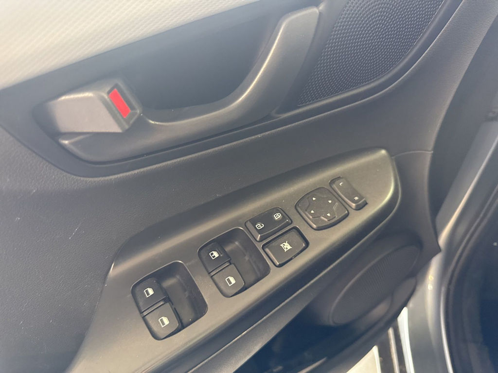 Thumbnail: 2021 Hyundai Kona - 21