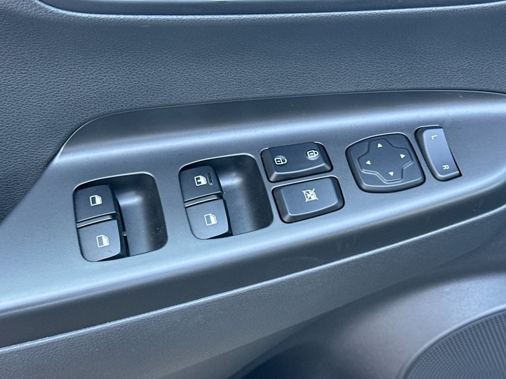 Thumbnail: 2023 Hyundai Kona - 24