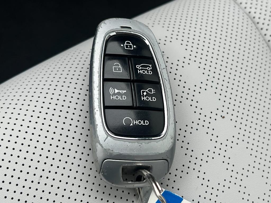 Thumbnail: 2023 Hyundai Ioniq 5 - 14