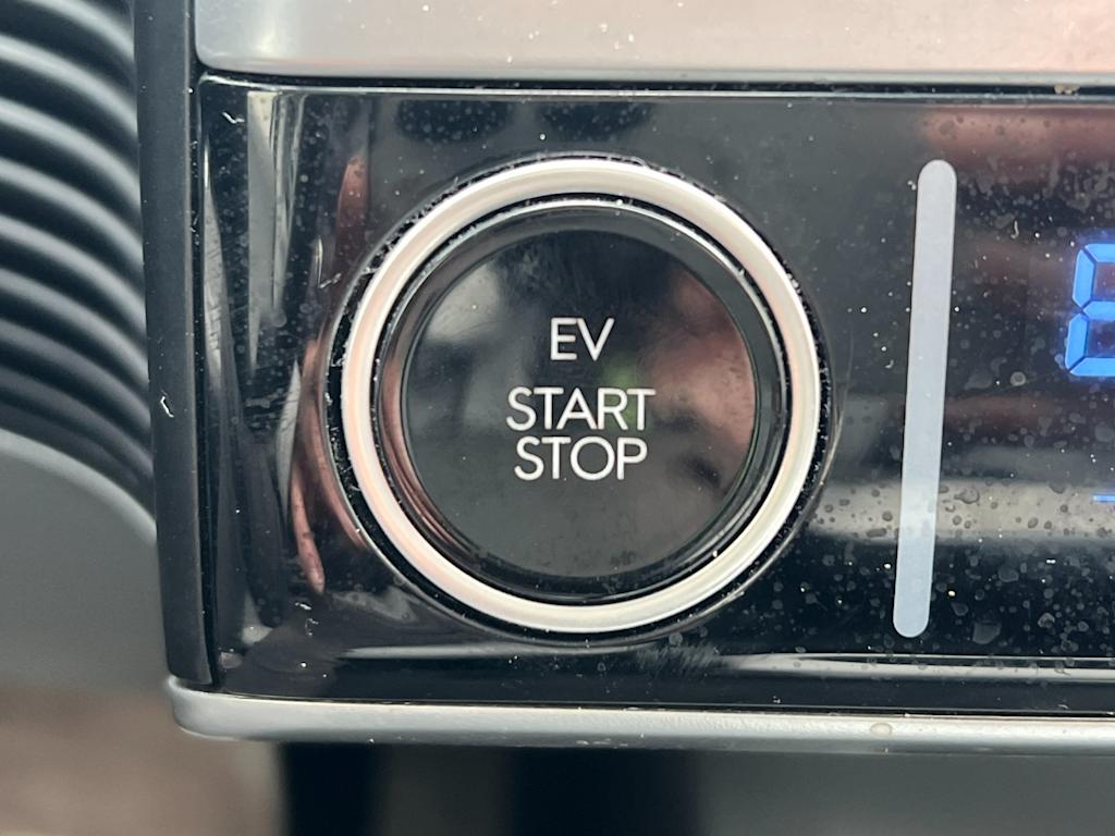 Thumbnail: 2023 Hyundai Ioniq 5 - 26