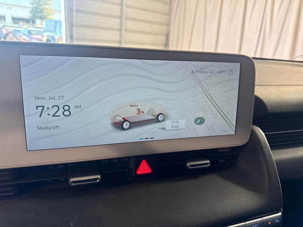 Thumbnail: 2023 Hyundai Ioniq 5 - 10
