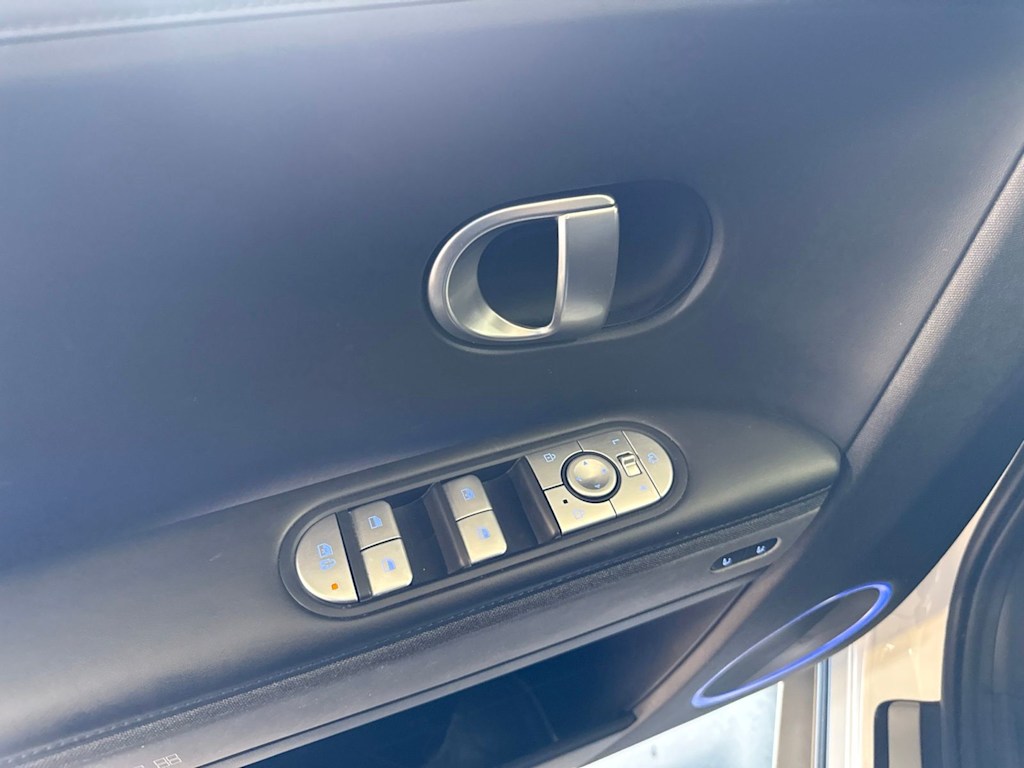 Thumbnail: 2024 Hyundai Ioniq 5 - 19