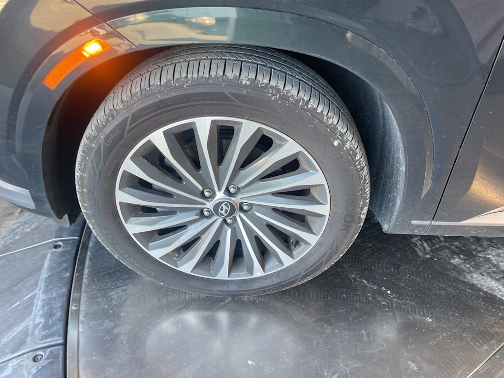 Thumbnail: 2025 Hyundai Palisade - 16