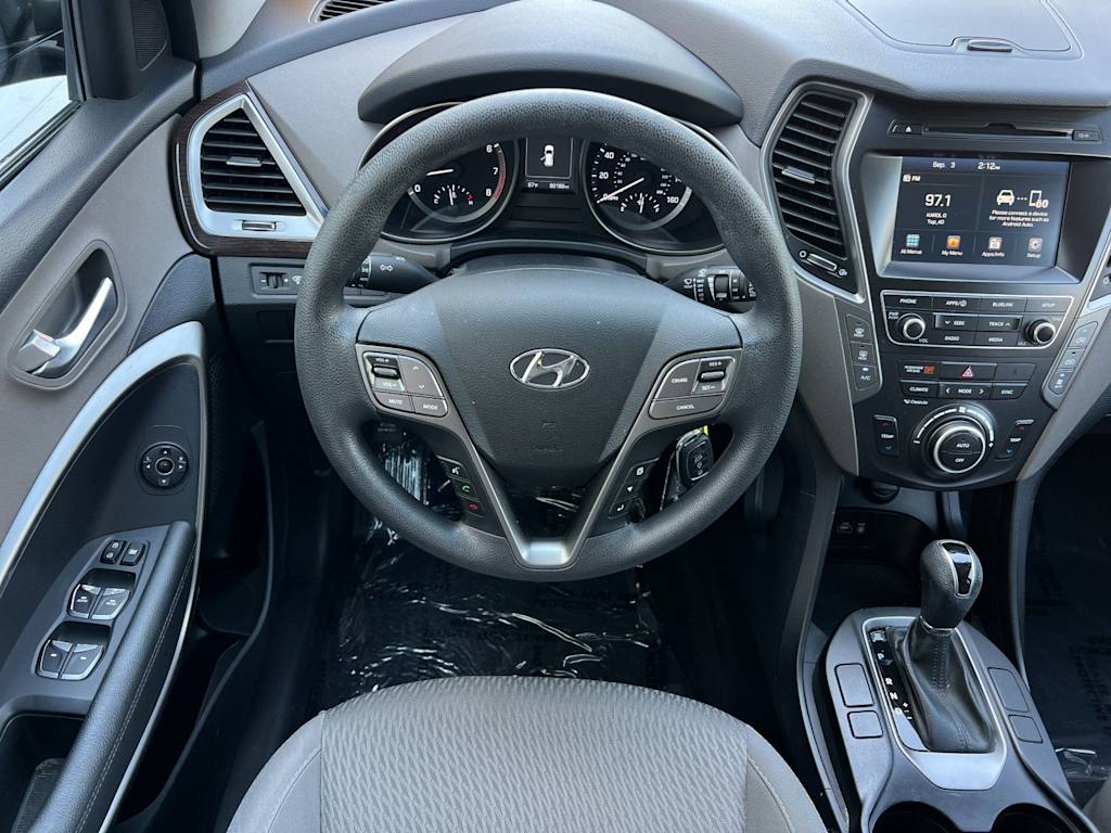 Thumbnail: 2017 Hyundai Santa Fe - 12