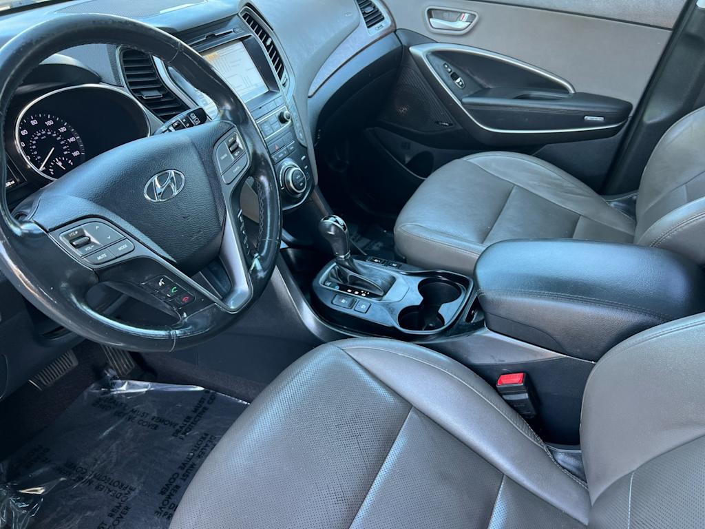 Thumbnail: 2017 Hyundai Santa Fe - 9