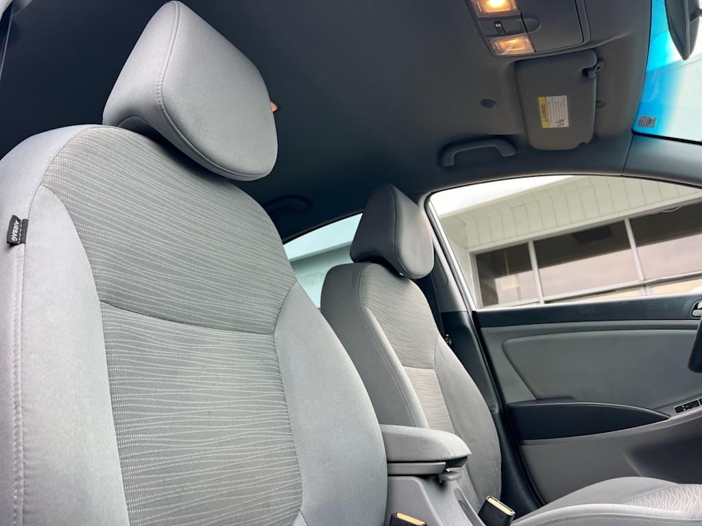 Thumbnail: 2015 Hyundai Accent - 11