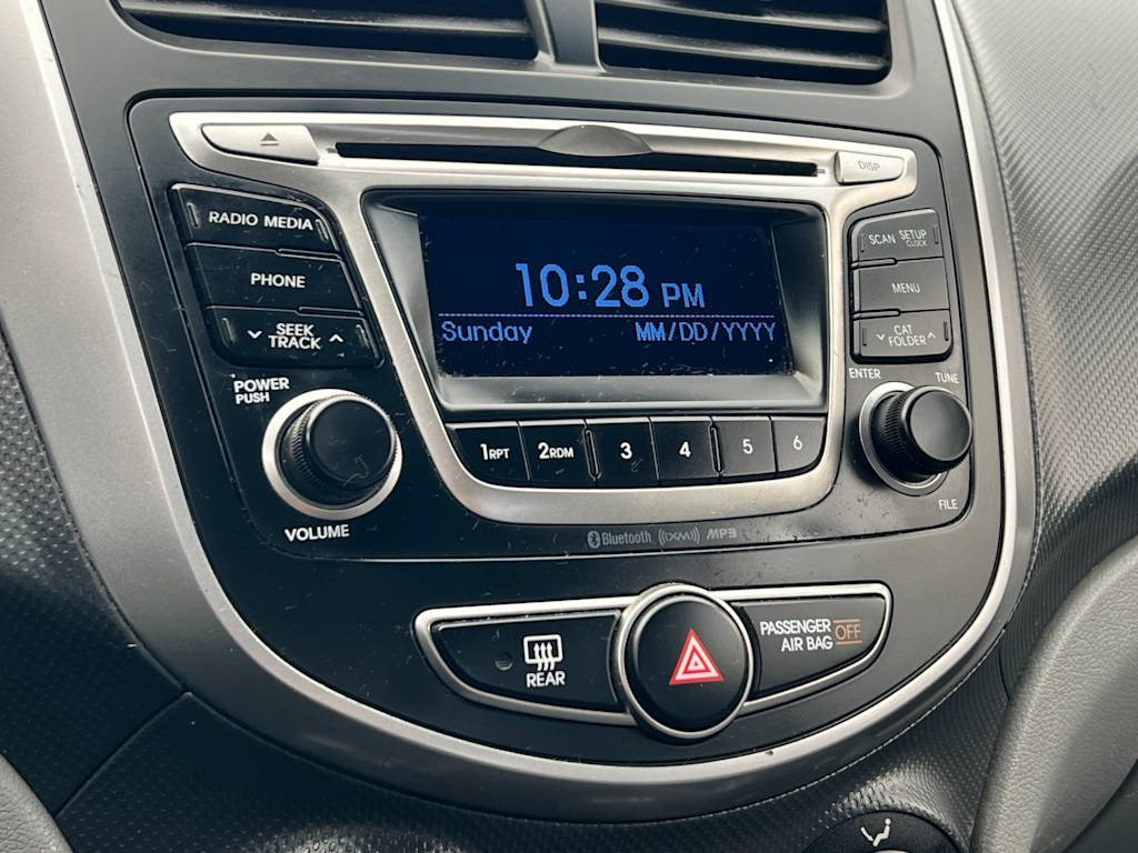 Thumbnail: 2015 Hyundai Accent - 14