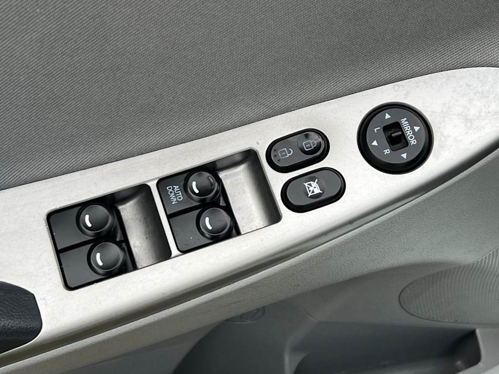 Thumbnail: 2015 Hyundai Accent - 23