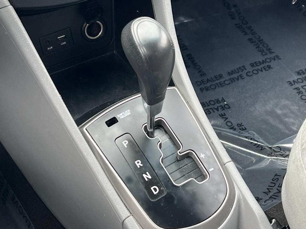 Thumbnail: 2015 Hyundai Accent - 15