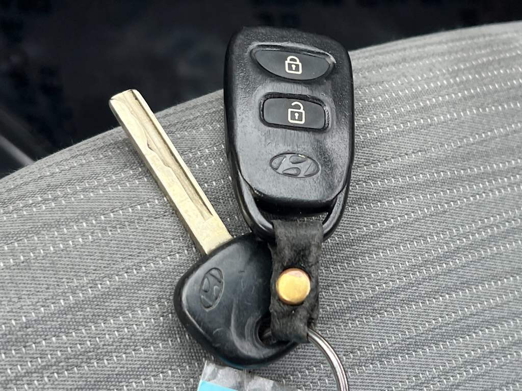 Thumbnail: 2015 Hyundai Accent - 17