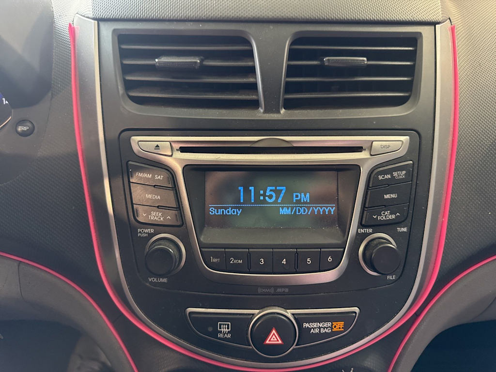Thumbnail: 2016 Hyundai Accent - 11