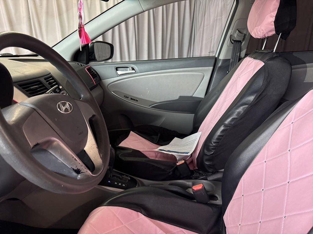 Thumbnail: 2016 Hyundai Accent - 9