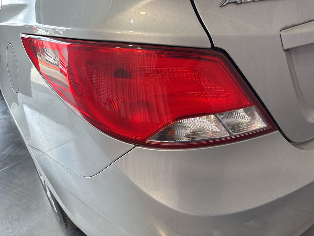 Thumbnail: 2016 Hyundai Accent - 20