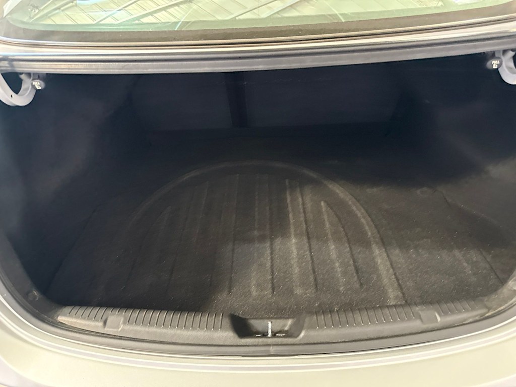Thumbnail: 2012 Hyundai Elantra - 14