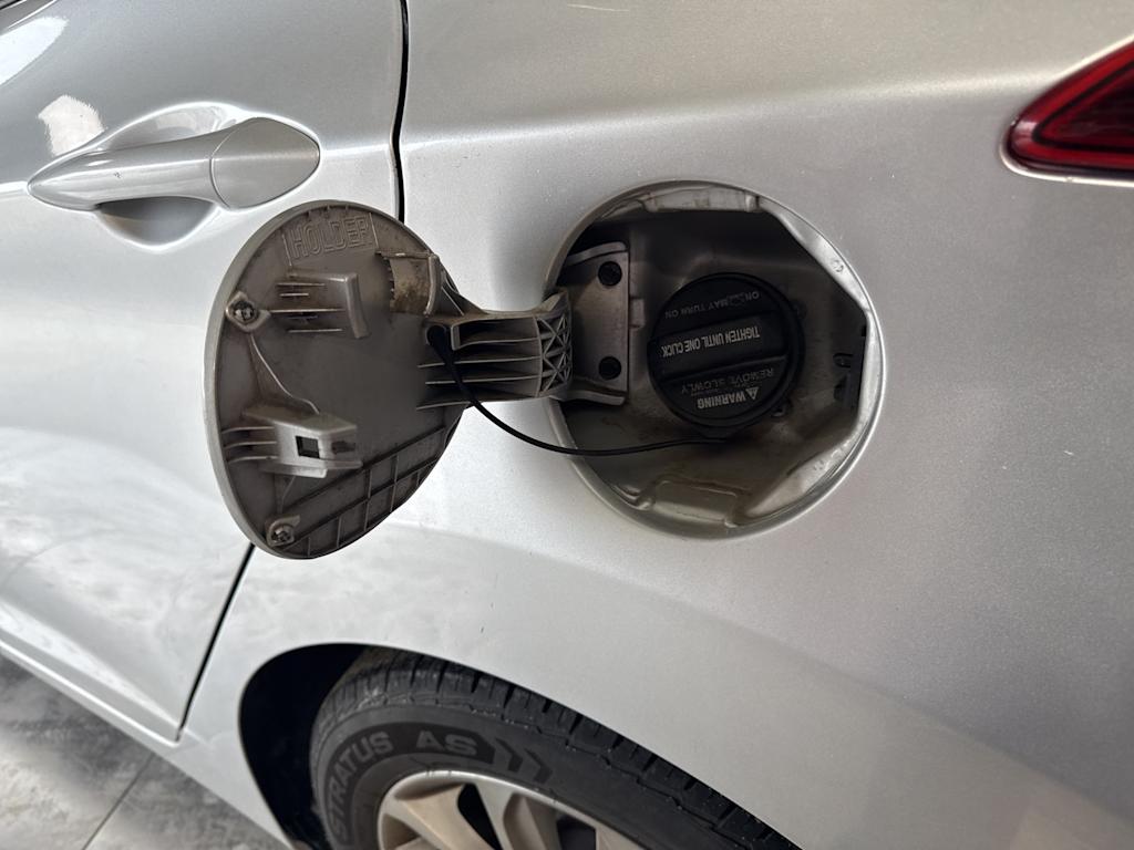 Thumbnail: 2014 Hyundai Elantra - 15