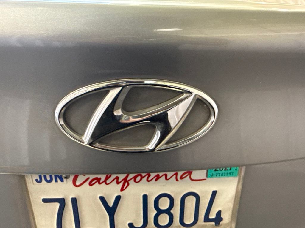 Thumbnail: 2016 Hyundai Elantra - 20