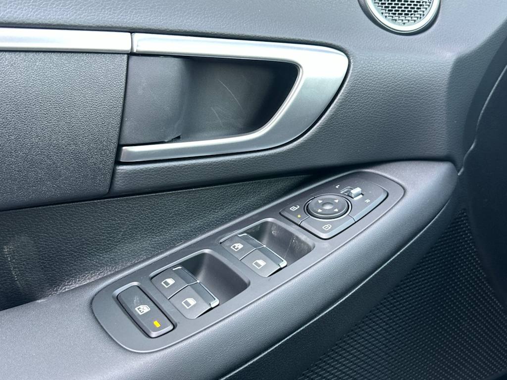 2025 Hyundai Sonata SE - Photo 24
