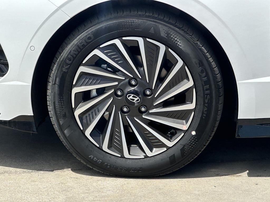 Thumbnail: 2026 Hyundai Sonata - 8