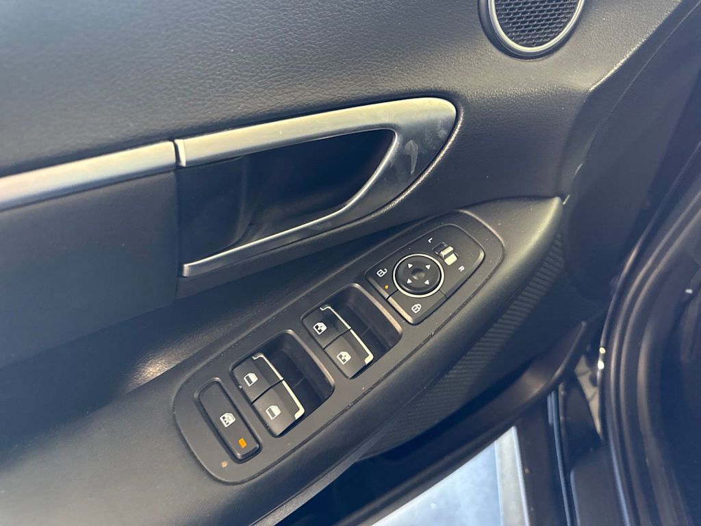 Thumbnail: 2024 Hyundai Sonata - 20