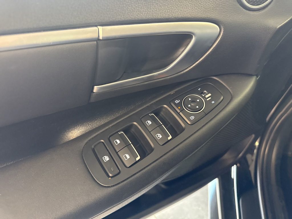 Thumbnail: 2024 Hyundai Sonata - 21