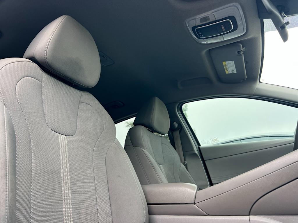 Thumbnail: 2021 Hyundai Elantra - 11