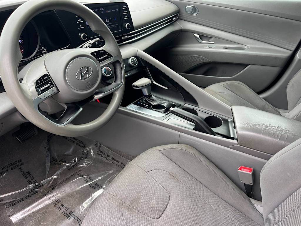 Thumbnail: 2021 Hyundai Elantra - 9