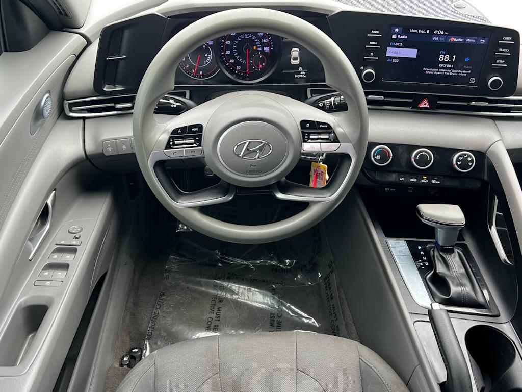 Thumbnail: 2021 Hyundai Elantra - 13