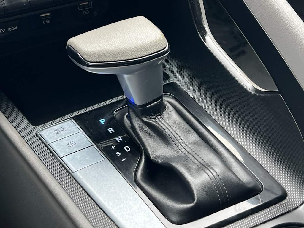 Thumbnail: 2021 Hyundai Elantra - 16