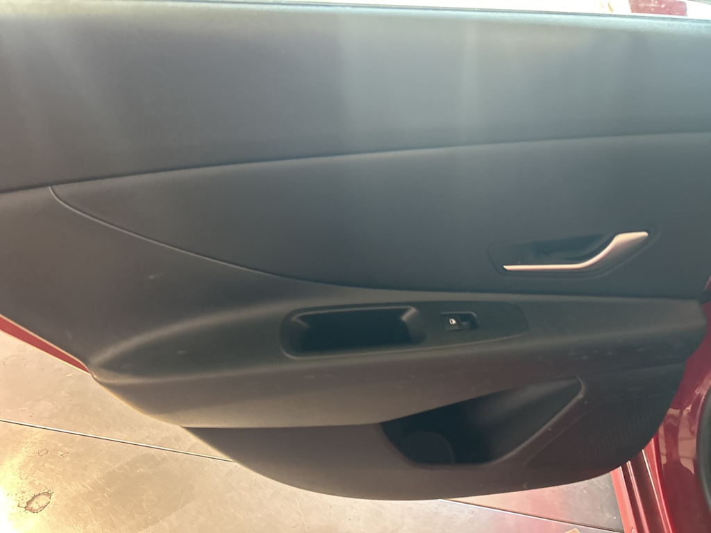 Thumbnail: 2023 Hyundai Elantra - 24